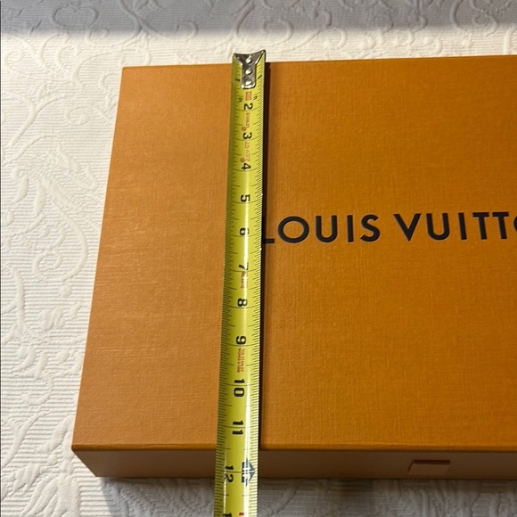 Louis Vuitton Signature Orange Box - Picture 2 of 7